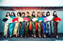 3-2.服装款式的多样化，带动了服装模特行业的发展。1980年上海成立了第一支时装模特队--李维良